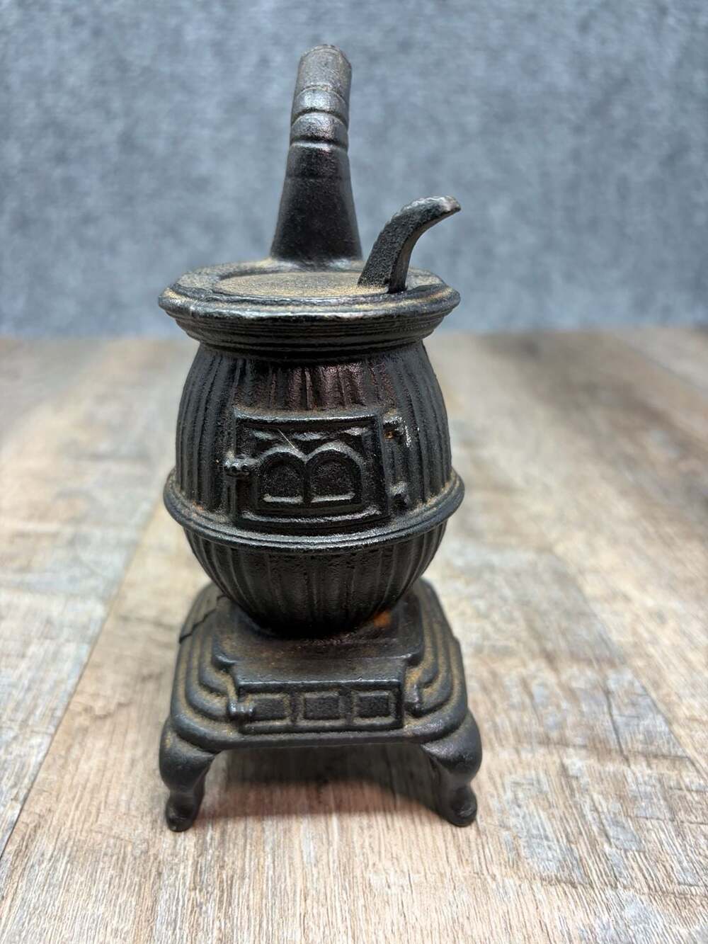 Vintage John Wright Cast Iron Miniature Pot Belly Stove Sample/ Doll-5.75” tall